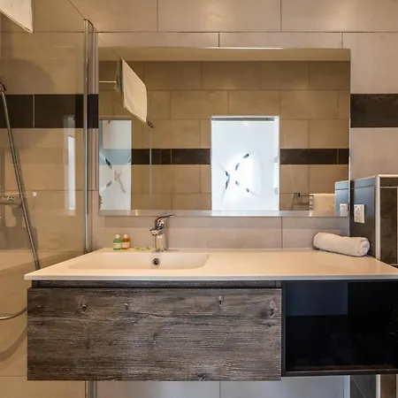 Apart Otel Casa U Fornu & 4*