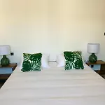 Casa U Fornu & 公寓式酒店 4*