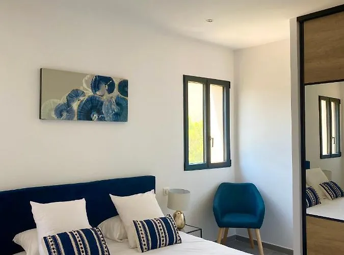 Apartmanhotel Casa U Fornu & 4*